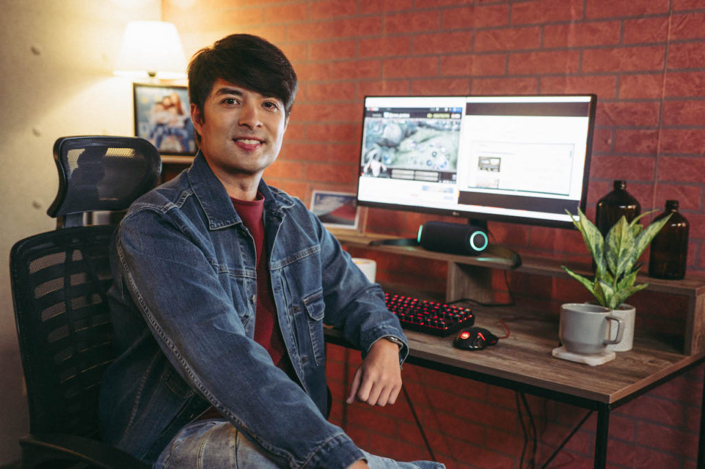 New 2021 LG UltraGear, UltraWide, UltraFine, Standard Monitors: Price, Availability in the Philippines 88 2A JOROSS GAMBOA LG ULTRAWIDE MONITOR
