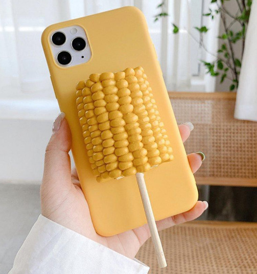 Weirdest Smartphone Cases of 2021 92 Screenshot 2021 07 03 213119