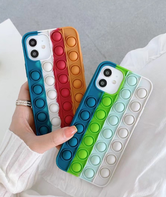 Weirdest Smartphone Cases of 2021 96 Screenshot 2021 07 03 215038