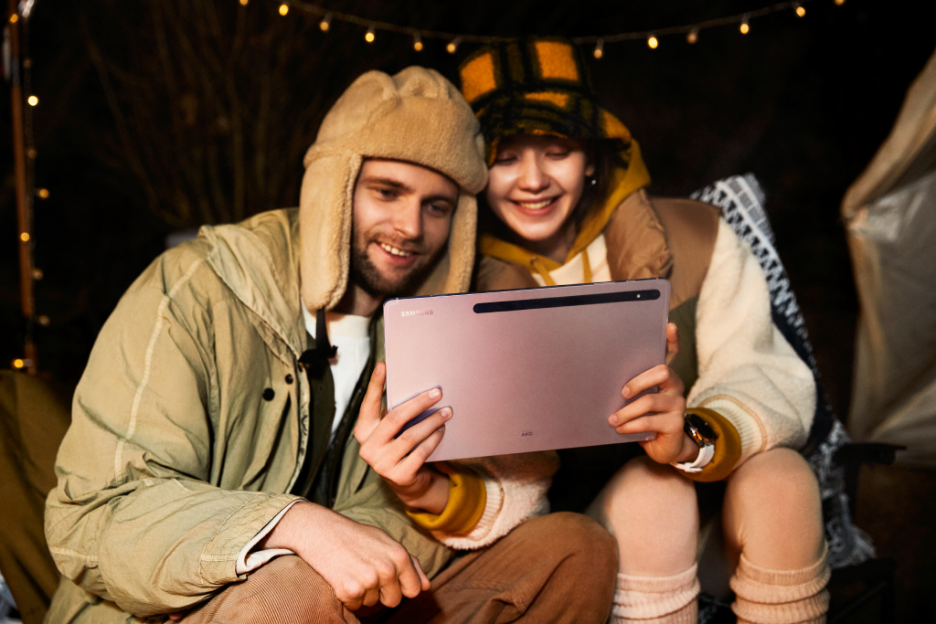 Samsung Galaxy Tab S8, S8+, S8 Ultra: Price, Specs, Availability in the Philippines 91 1 003 lifestyle Tab S8 Pink Gold HI