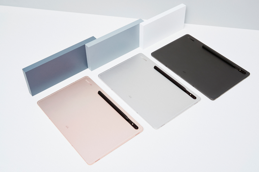 Samsung Galaxy Tab S8, S8+, S8 Ultra: Price, Specs, Availability in the Philippines 88 1 012 Family Tab S8 Graphite Tab S8 Silver Tab S8 Pink Gold HI