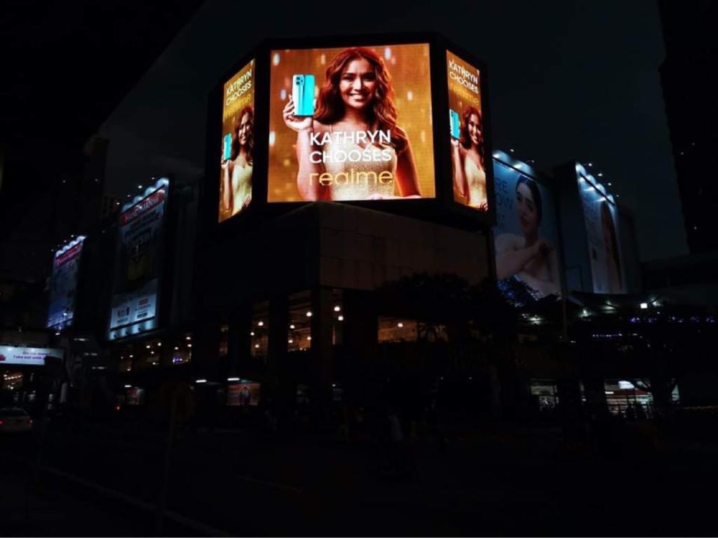 realme rolls out new 'My Number 1' campaign to celebrate recent milestones 88 realme Rob Galleria