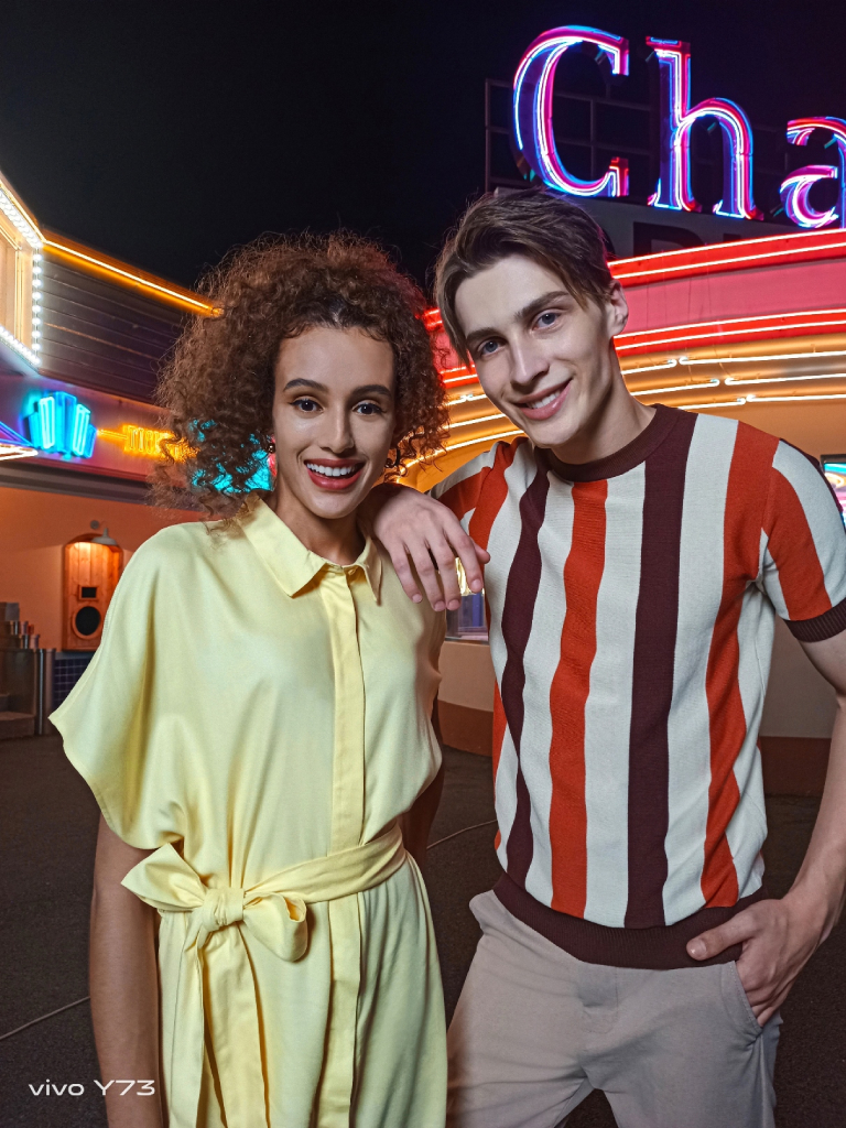 Enjoy the nightlife with the vivo Y73 88 vivo Y73 shot 1