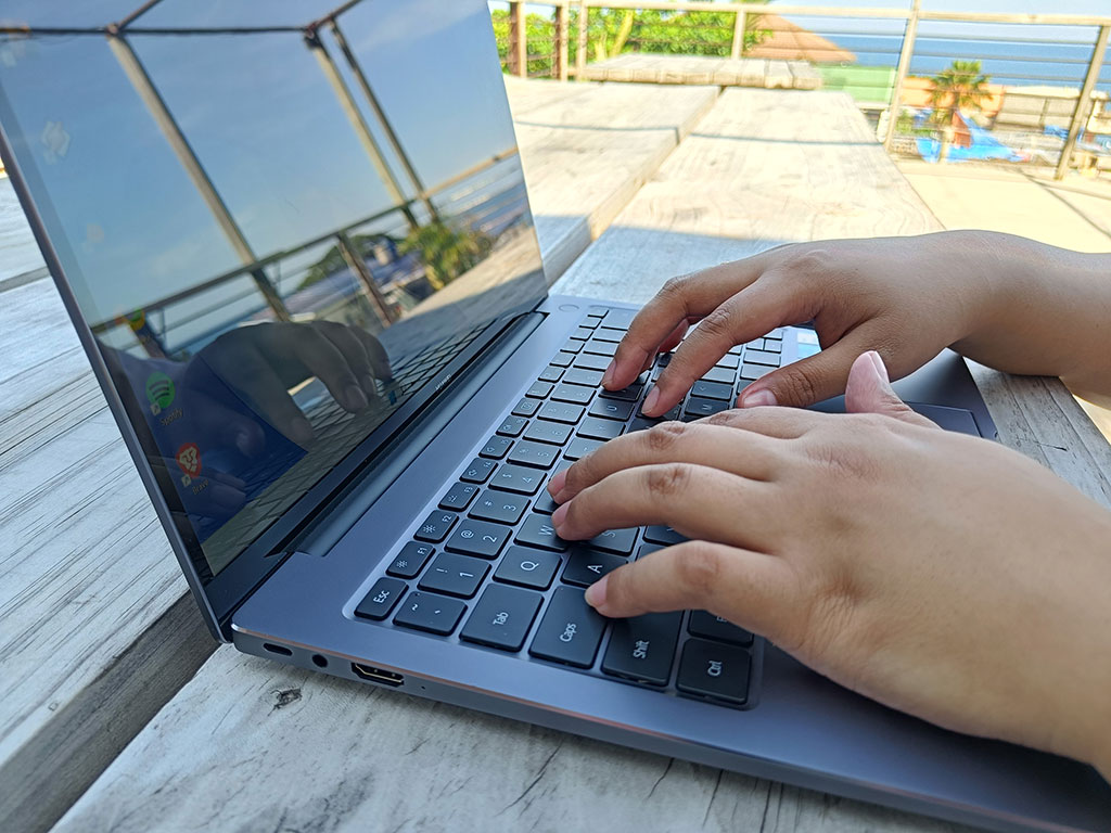 Huawei MateBook 14 (Intel Core i5, 16GB RAM) Review 91 huawei matebook d14 2022 review philippines 10