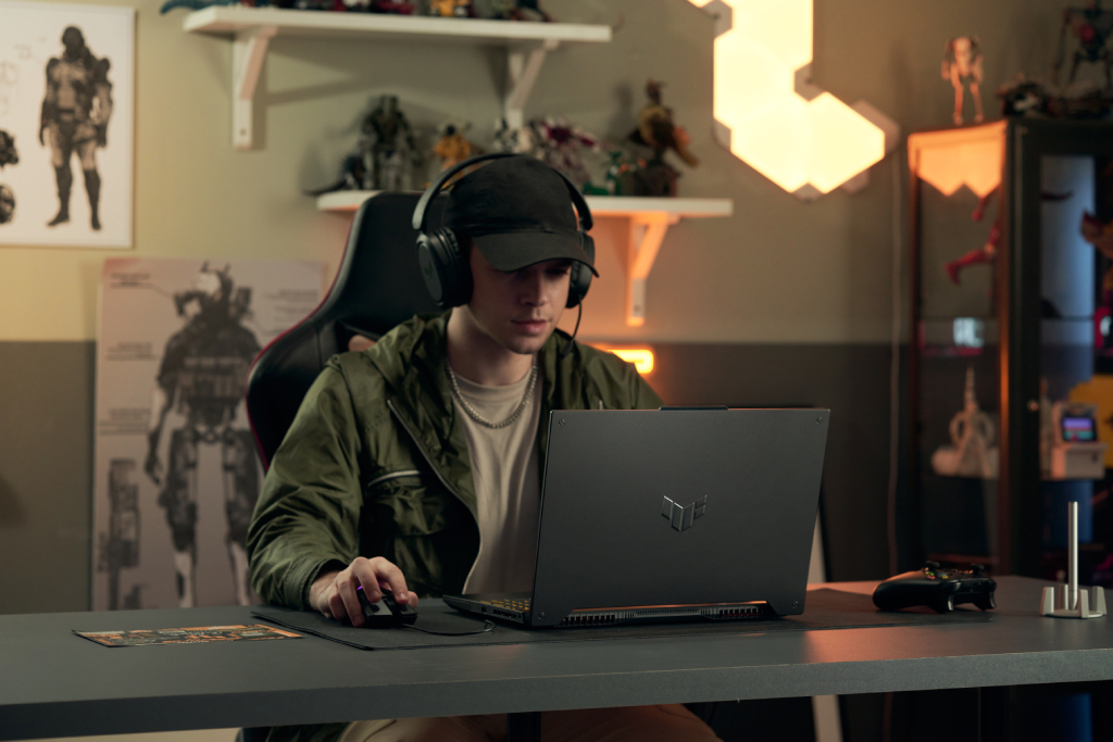 ASUS ROG Zephyrus G14, Zephyrus G15, Zephyrus Duo 16, TUF Gaming A15, TUF Gaming A17, Strix G15, Strix G17: Price, Specs, Availability in the Philippines 92 TUF Gaming Mecha Gray Scenario