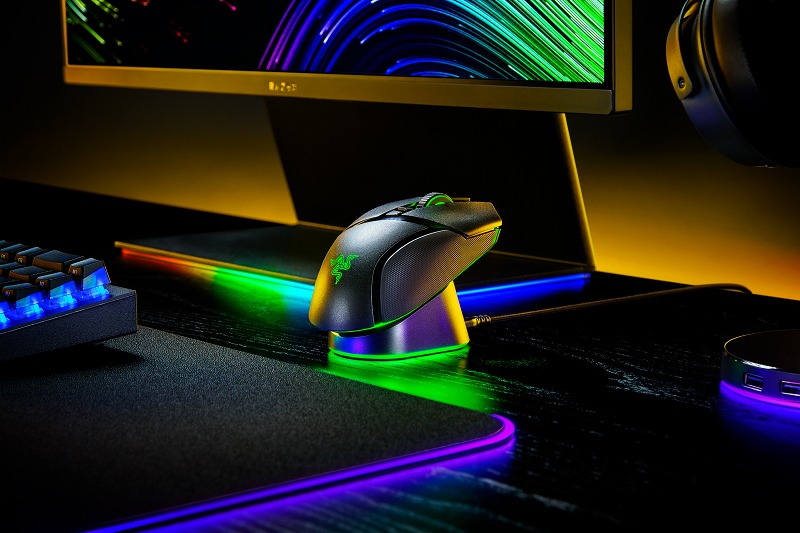 Razer Outs Basilisk V3 Pro - The Most Advanced Mouse Yet 90 Mouse Dock Pro Image 4