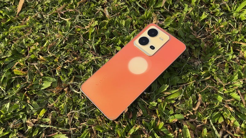 vivo V25e Review 102 vivo V25e full review physicaldesign 07