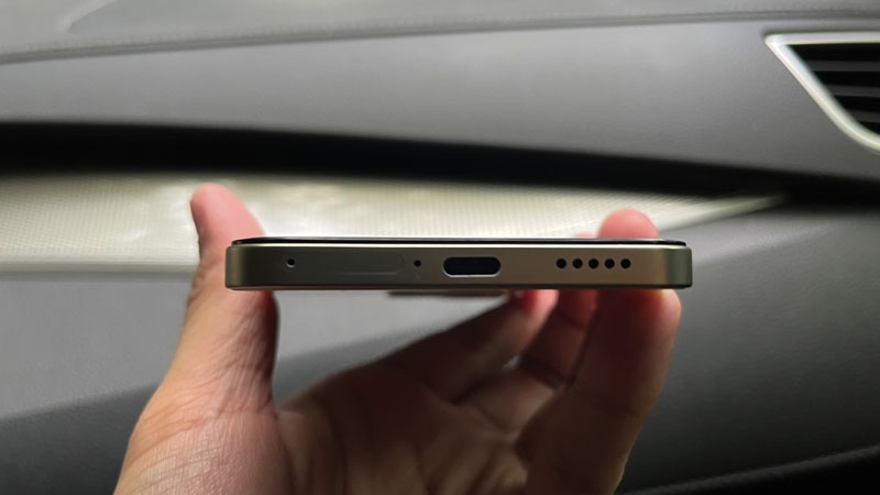 vivo V25e Review 98 vivo V25e full review physicaldesign 08