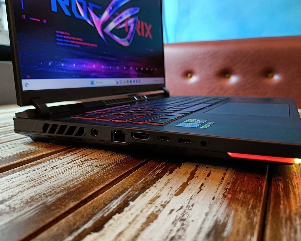 ASUS ROG Strix G16 G614J Review: Gaming Power and Design 91 asus strix g16 2023 i716gb1tb4060 review 8