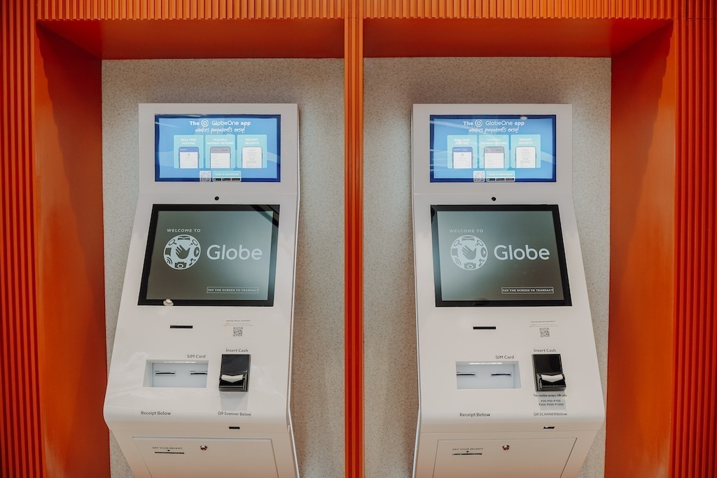 Globe Telecom Elevates Customer Experience with New Glorietta 3 Store 87 New Globe Telecom Store Gen4 2023 2
