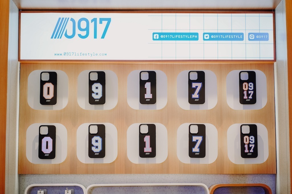 Globe Telecom Elevates Customer Experience with New Glorietta 3 Store 88 New Globe Telecom Store Gen4 2023 3