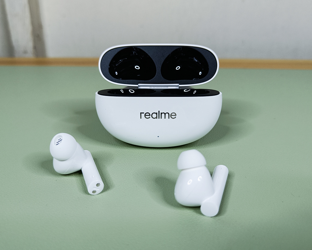 realme buds Air 5: Here's why it's a must-buy 90 realme buds air 5 philippines review sale price features 7