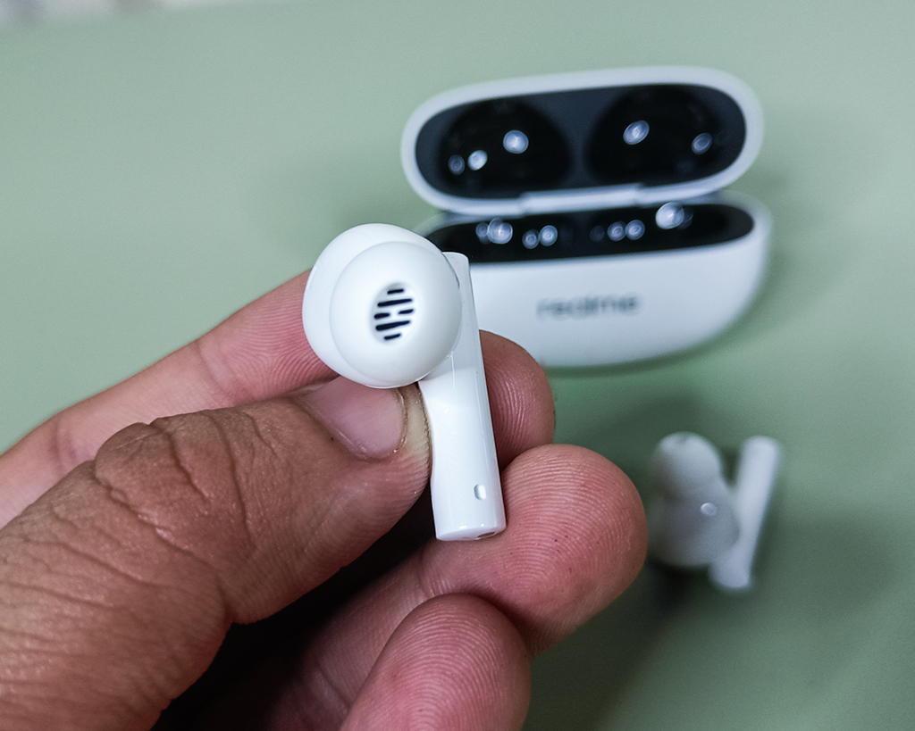 realme buds Air 5: Here's why it's a must-buy 88 realme buds air 5 philippines review sale price features 8