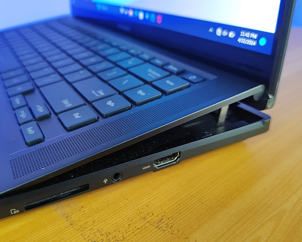 ASUS Zenbook Pro 16X OLED (UX7602): Unleash your Creativity 94 asus zenbook pro 16x ux7602 review philippines 7