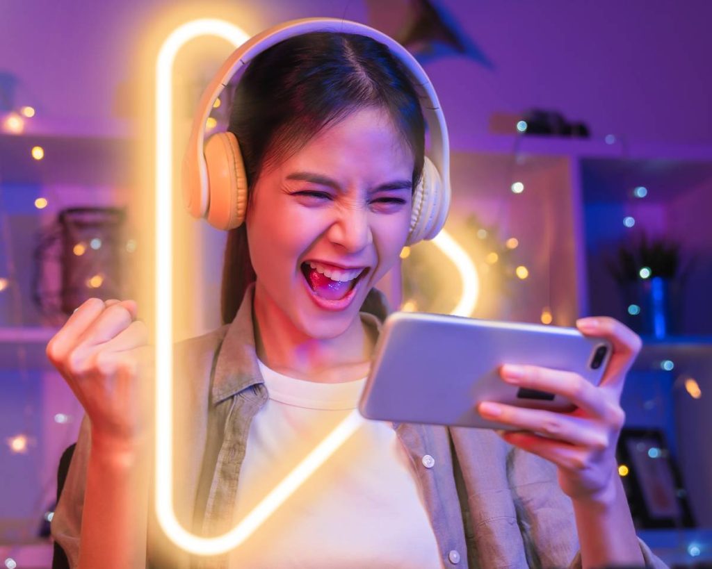 FWD Life Insurance Launches Pioneering Gaming Study, Insurance to Mark 10th Anniversary 87 2880x960 Corporate Site 1