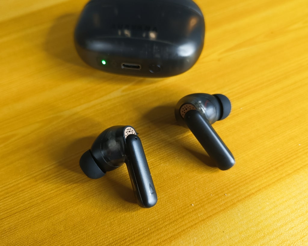 Creative Aurvana Ace and Aurvana Ace 2 Review: Sibling Showdown 97 creative labs aurvana ace ace2 review philippines 2