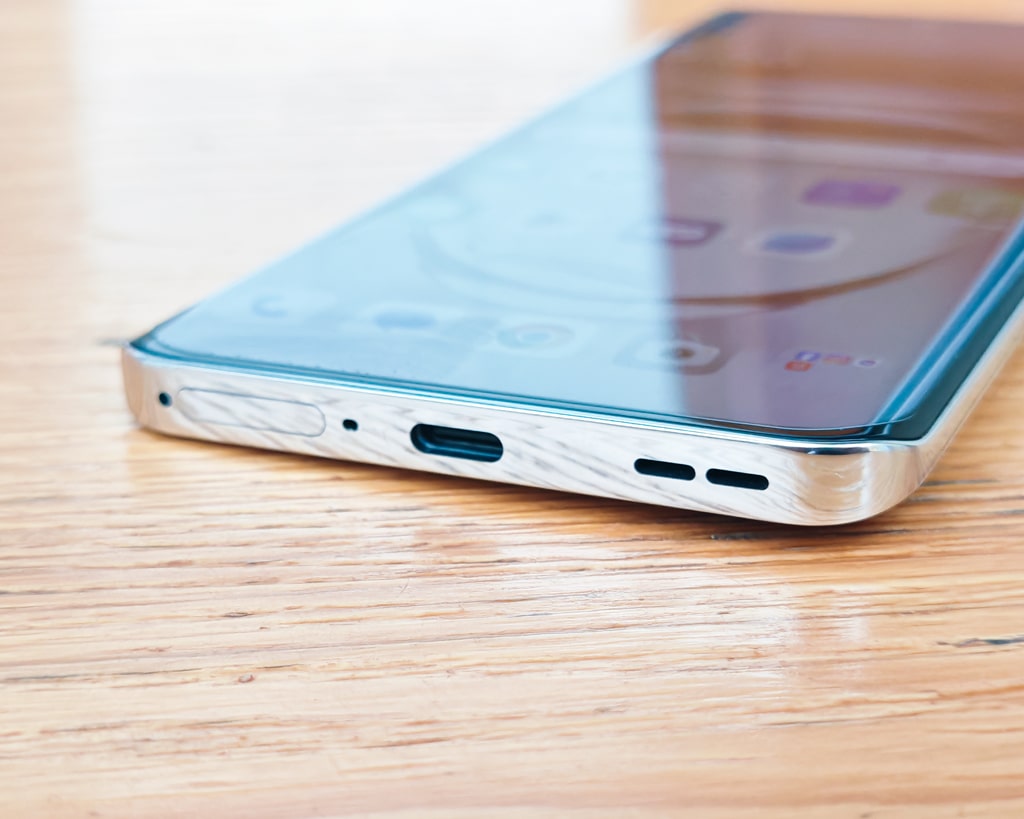 OPPO Reno12 5G Review 90 IMG 20240714 175612 min
