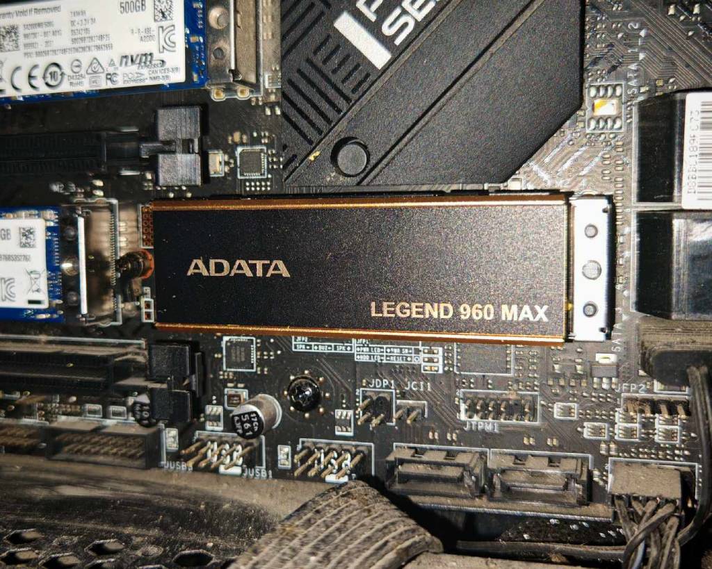 ADATA Legend 960 Max PCIe Gen4 SSD: Unleashing the Beast 98 adata legend 960 ssd review walastech 6