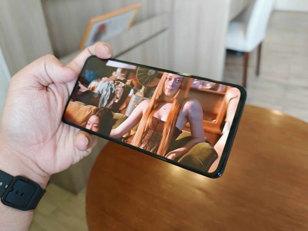 OPPO Reno12 F 5G Review 93 455701686 500314792720289 1886377072656392120 n