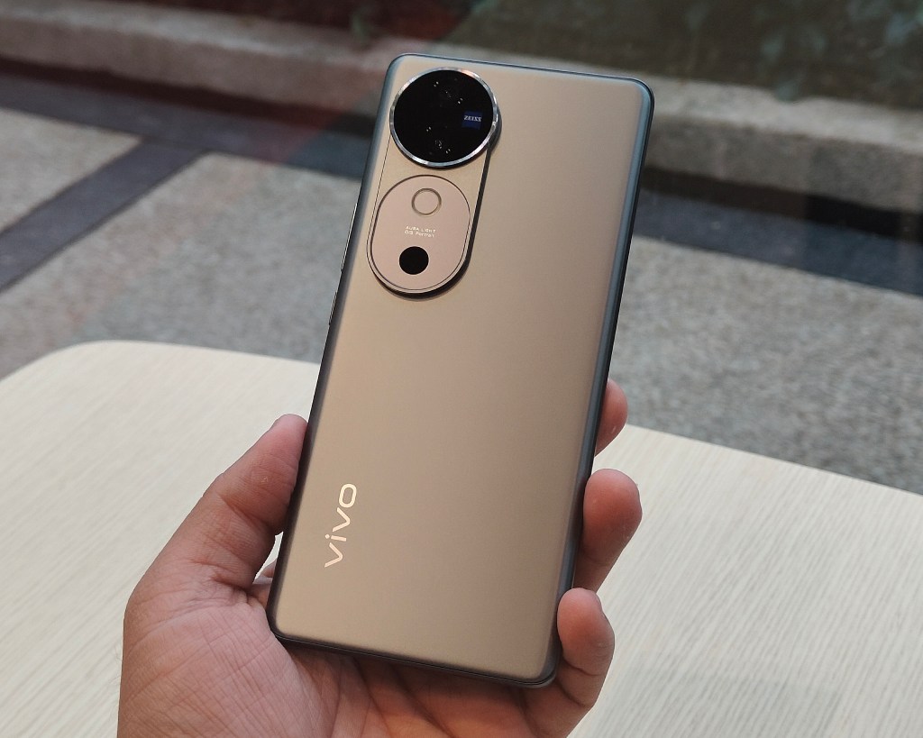 vivo V40: Top Features You Should Know About 91 IMG20240914161656