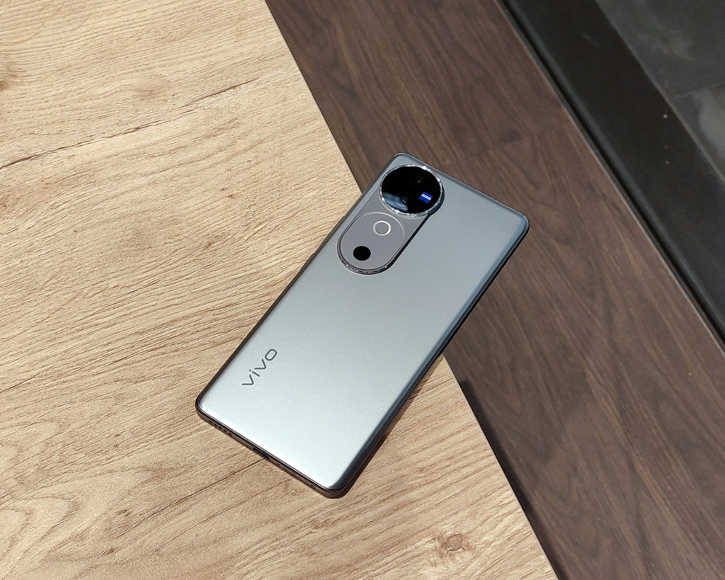 vivo V40: Top Features You Should Know About 87 IMG20240926222757 01