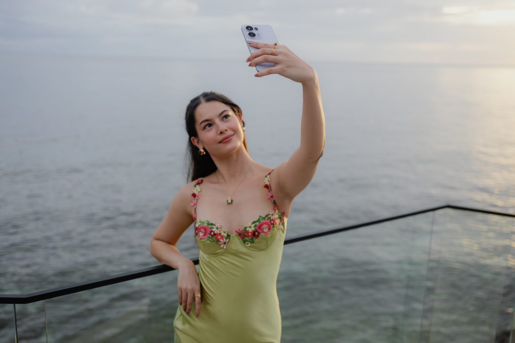 Discover and Explore with the OPPO Reno13 Series 5G – Now Available Nationwide! 89 ABOX1896 min