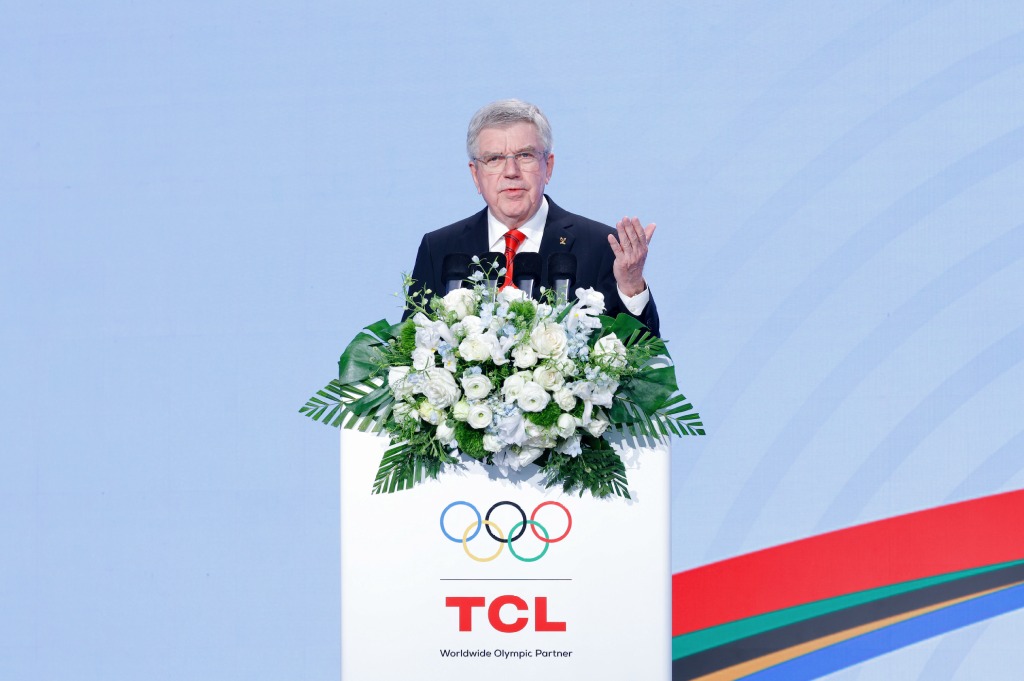 TCL Becomes Worldwide Olympic Partner Until 2032 88 President Bach Speech