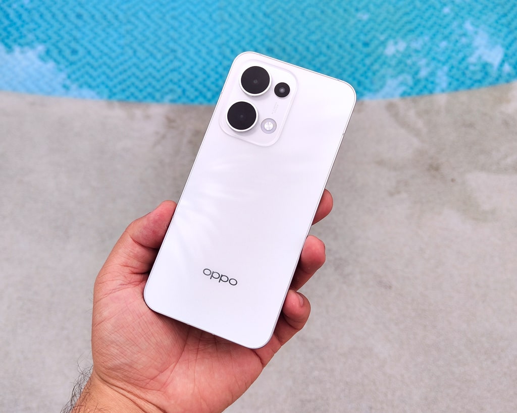 The Time I Took My OPPO Reno13 5G to Swimming and It Survived Better Than I Did 87 oppo reno13 5g swimming underwater 2 min