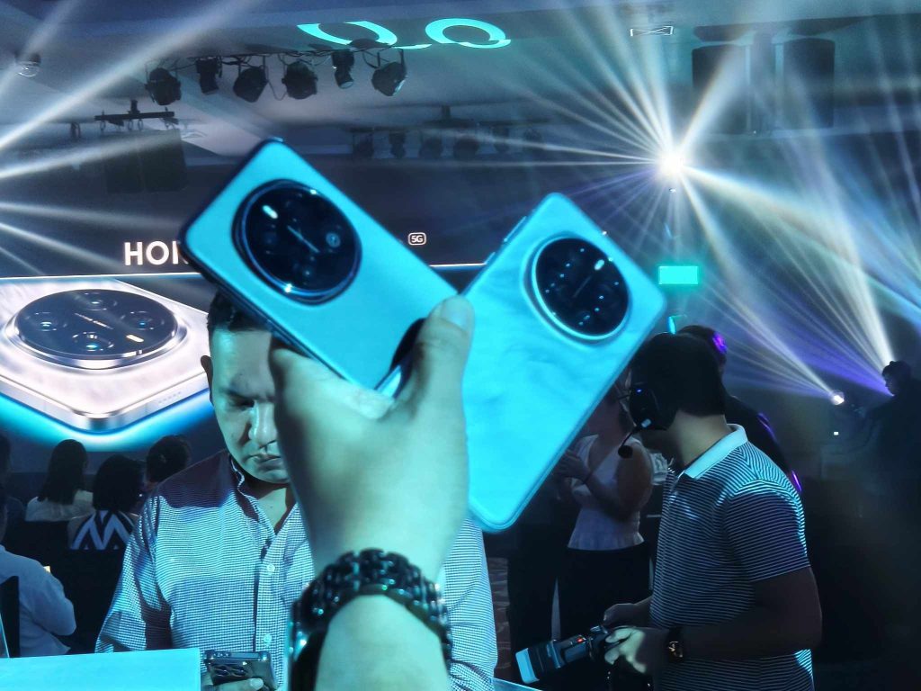 HONOR Magic7 Pro 5G launches in the Philippines 87 honor magic 7 pro ph 2