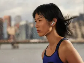 Apple AirPods 3rd gen lifestyle 01 10182021 1