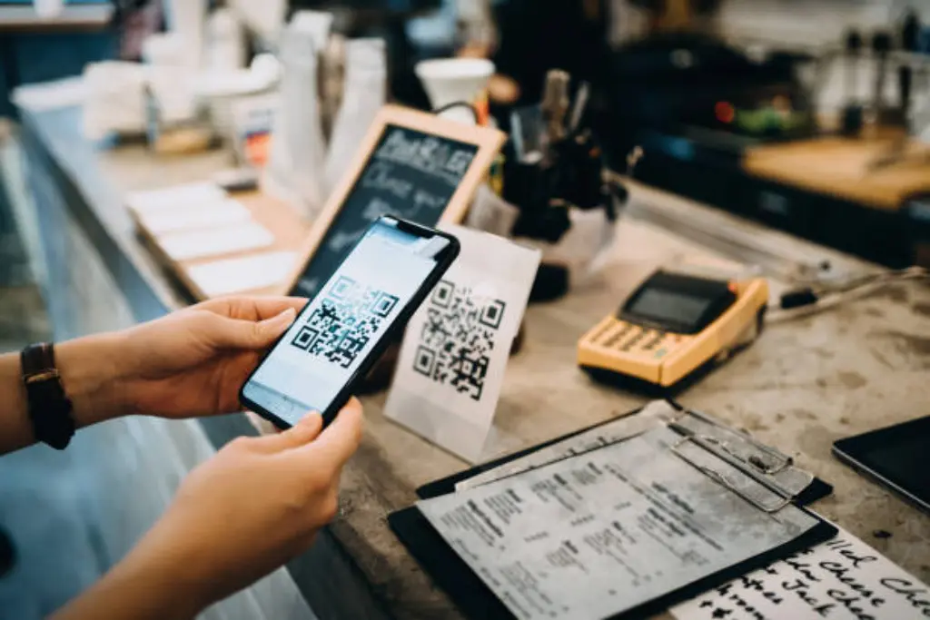 GCash tightens user verification process 85 istockphoto 1177644546 612x612 1