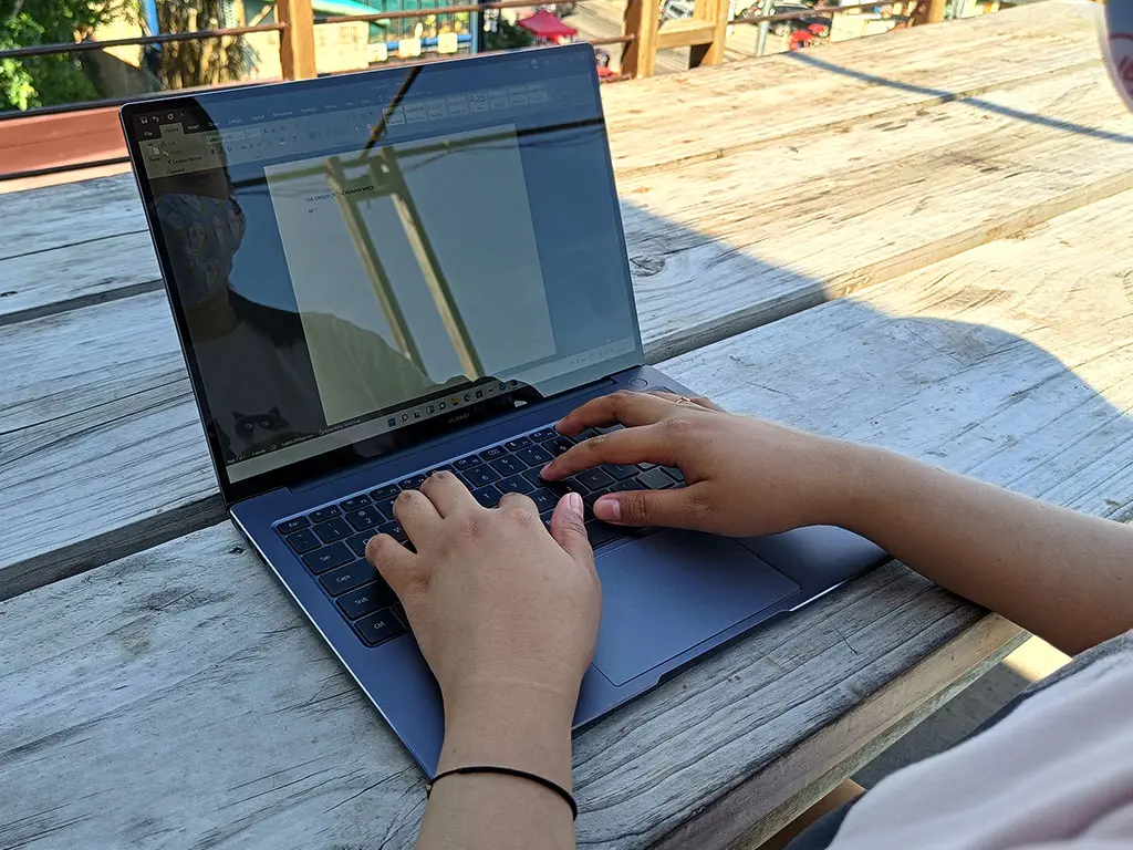 Huawei MateBook 14 (Intel Core i5, 16GB RAM) Review 92 huawei matebook d14 2022 review philippines 12