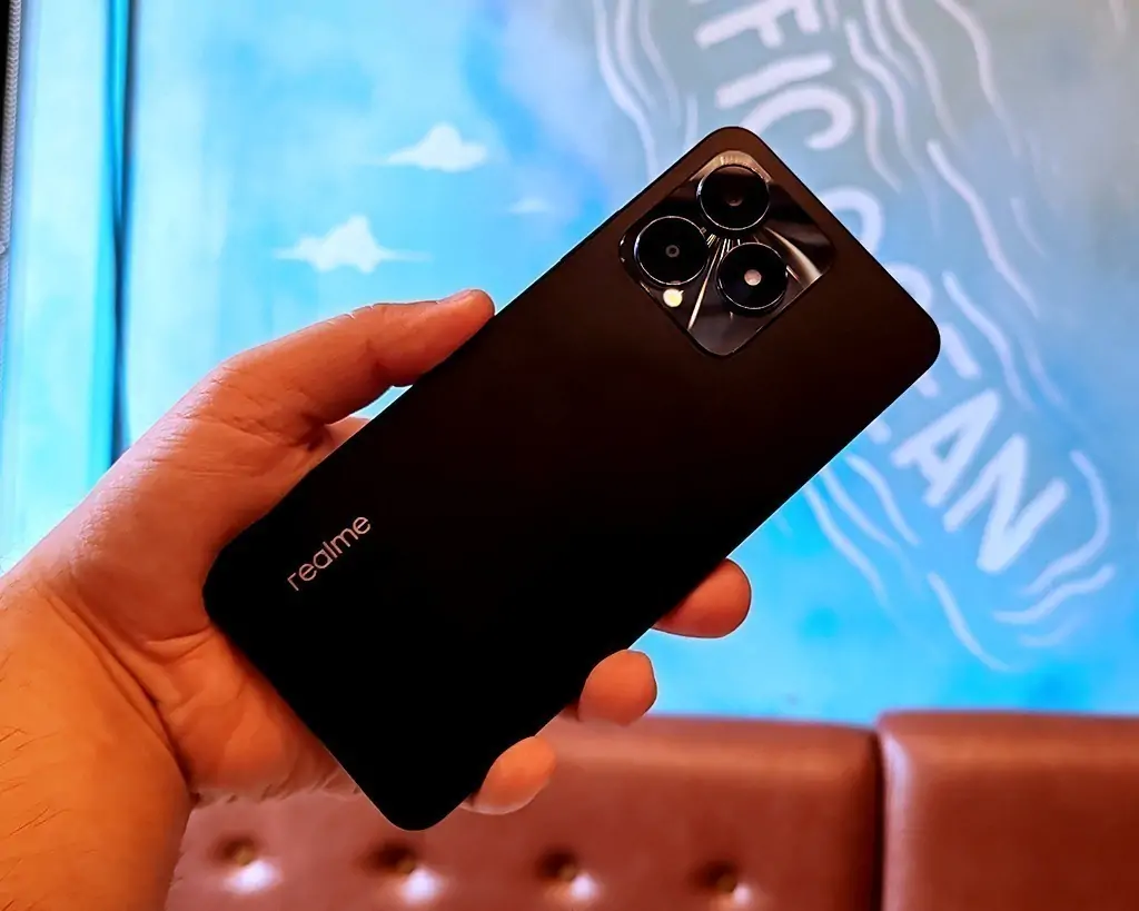 realme C53 Review: A Charge Through Competition 87 realme c53 review 6