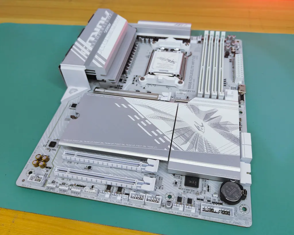 Unleashing Amazing Performance: The Best Features of the GIGABYTE Aorus B850 Elite WiFi7 ICE Motherboard 94 GIGABYTE Aorus B850M Elite WiFi7 ICE Motherboard 10