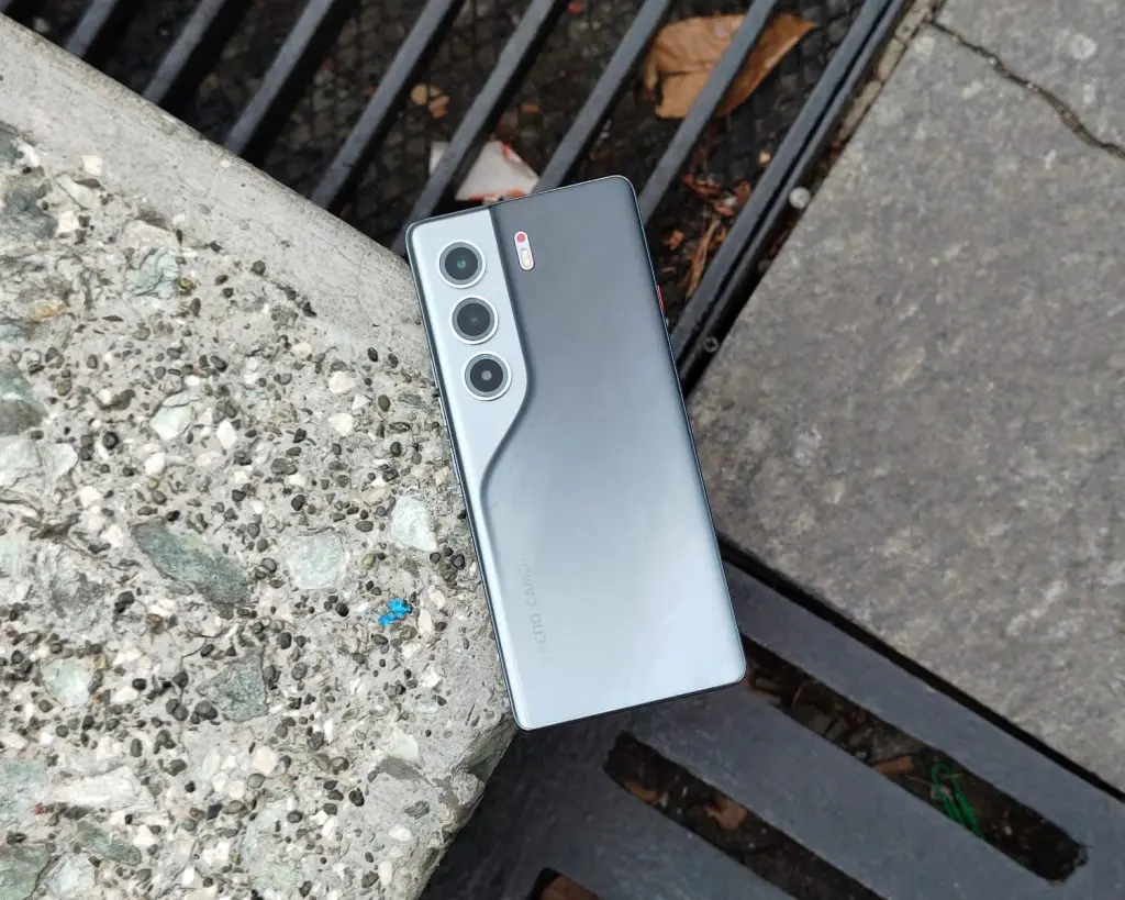 TECNO Camon 40 Pro 5G Review: Can It Snap the Perfect Moment in One Tap? 92 tecno camon 40 pro 5g review 10