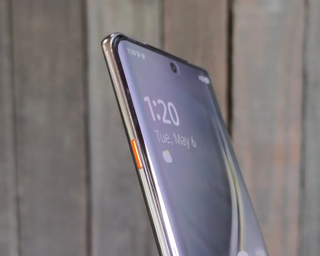 TECNO Camon 40 Pro 5G Review: Can It Snap the Perfect Moment in One Tap? 88 tecno camon 40 pro 5g review 9