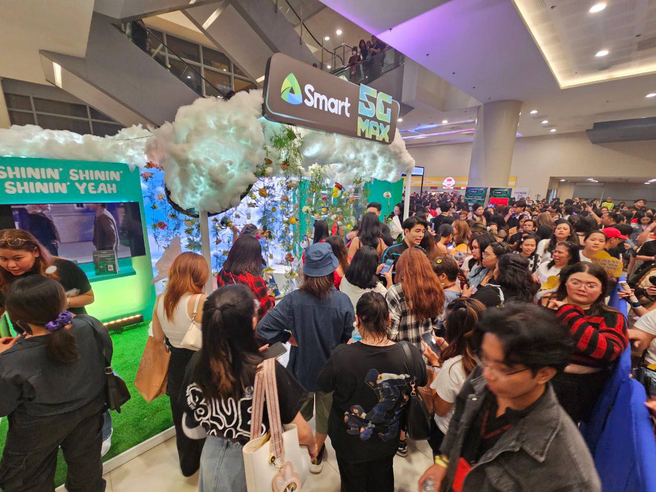 smart 5g standalone jhope concert manila 3