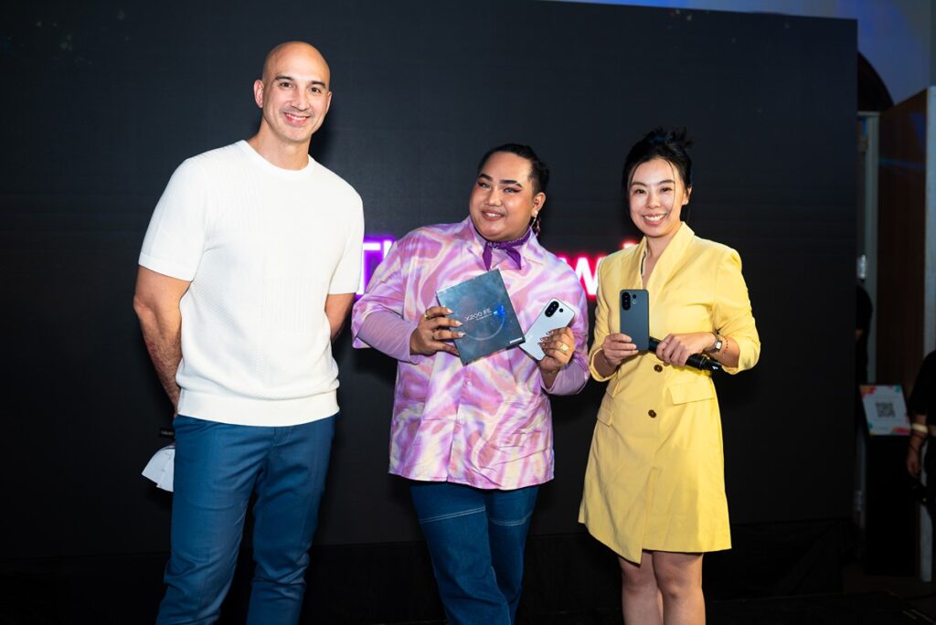 Alden Richards, influencers join glamorous vivo X200 FE Launch 98 11 From left to right Event host KC Montero content creator Roayette Aytona and vivo Brand Marketing Director Liu Lu 1