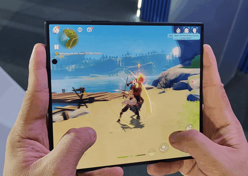 Samsung Galaxy Z Fold7 Hands-On: Lighter Build, Heavier Features 92 image 2