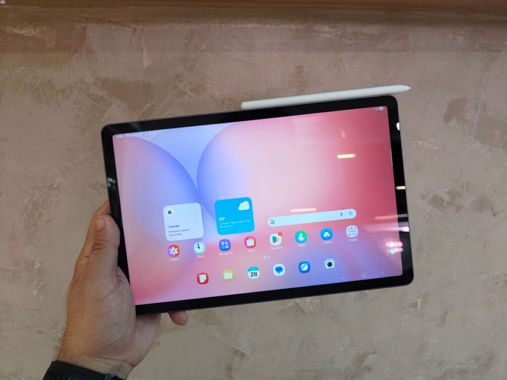 Samsung Galaxy Tab S10 Lite Hands-On: Affordable Productivity 89 92