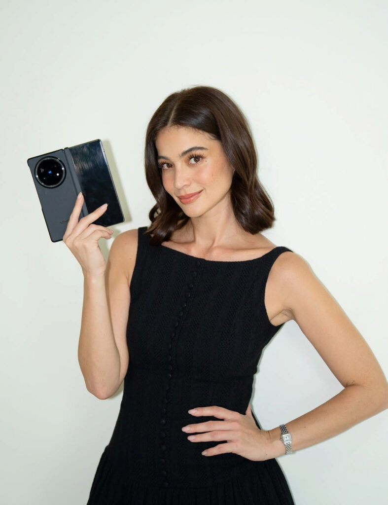 See why Anne Curtis, Marian Rivera, Maine Mendoza, and Alden Richards love the vivo X Fold5 88 Anne Curtis 1