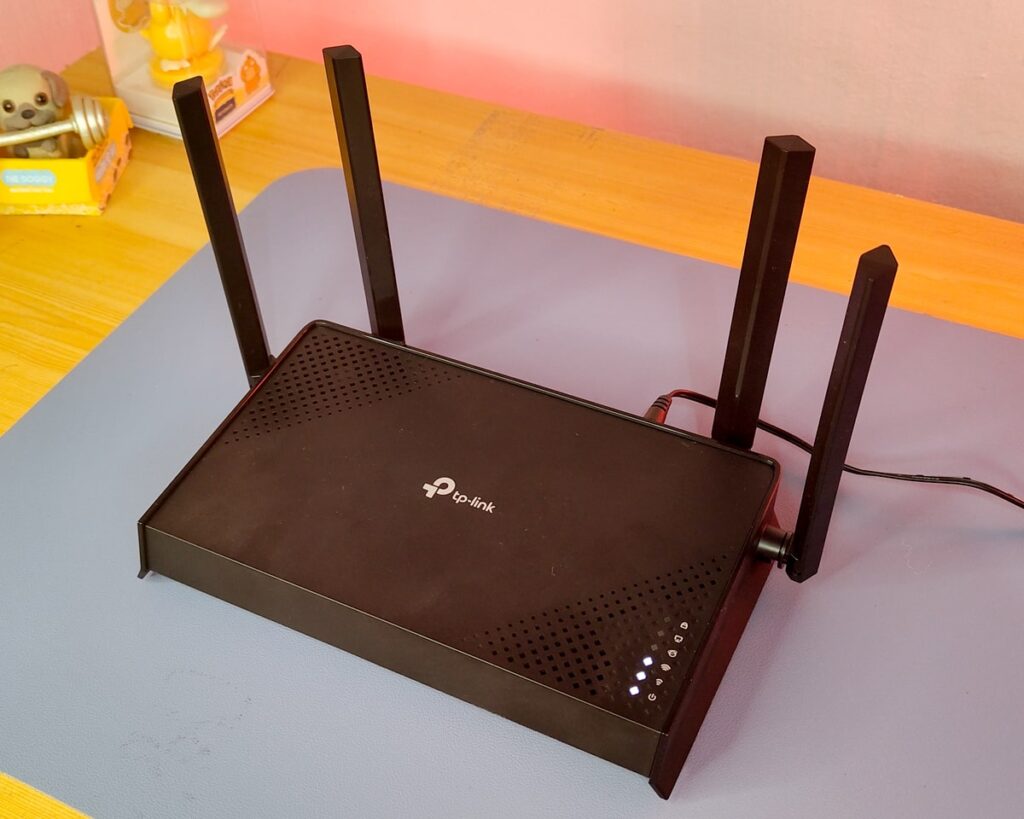 How the TP-Link Archer BE220 Brings Next-Gen Wi-Fi 7 Connection Home 94 tp link archer be220 feature 3 min