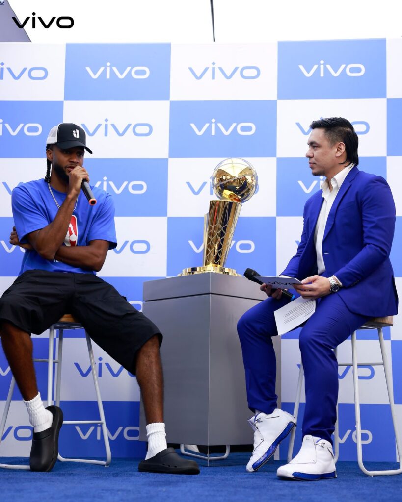 Isaiah Joe brings NBA Championship energy to vivo's 10th Year 89 vivo Meet and Greet with Isaiah Joe 5 1 1