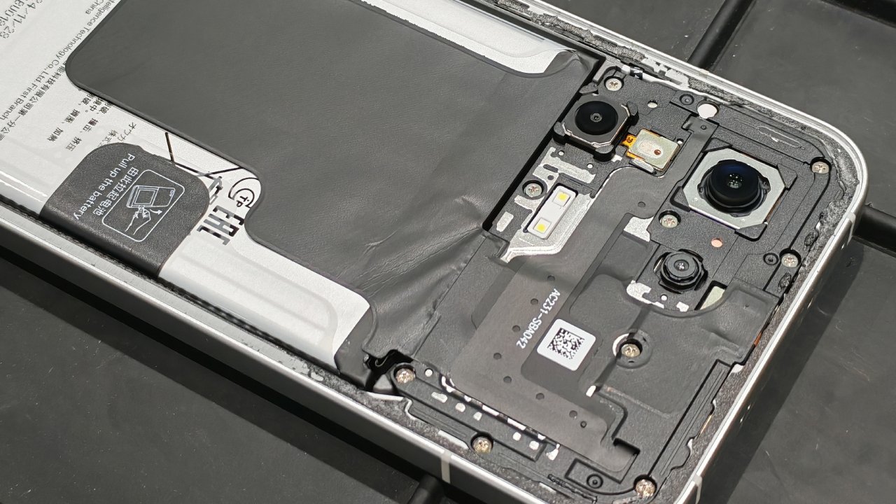 Here's why you should only buy official PH-released devices: the Aftersales Service 92 New Project 3