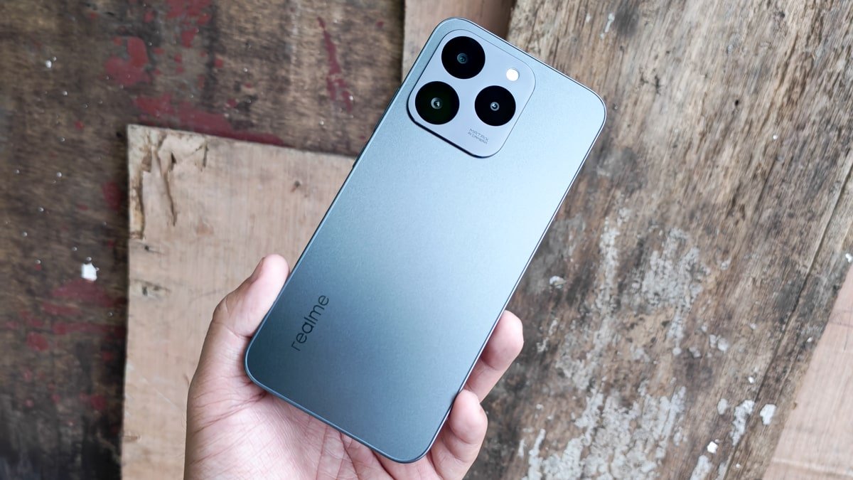 realme 15T 5G Review: Endurance Champ 45 realme 15t 5g philippines review 10 min
