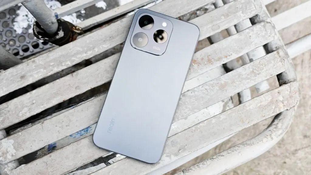 realme 15T 5G Review: Endurance Champ 86 realme 15t 5g philippines review 11 min