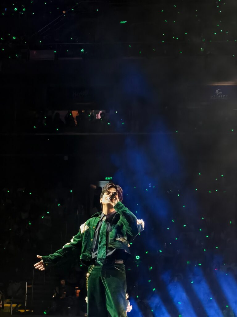 How the vivo X200 FE’s Dual ZEISS Cameras Handle the Concert Stage 97 vivo x200 fe sample photo 9