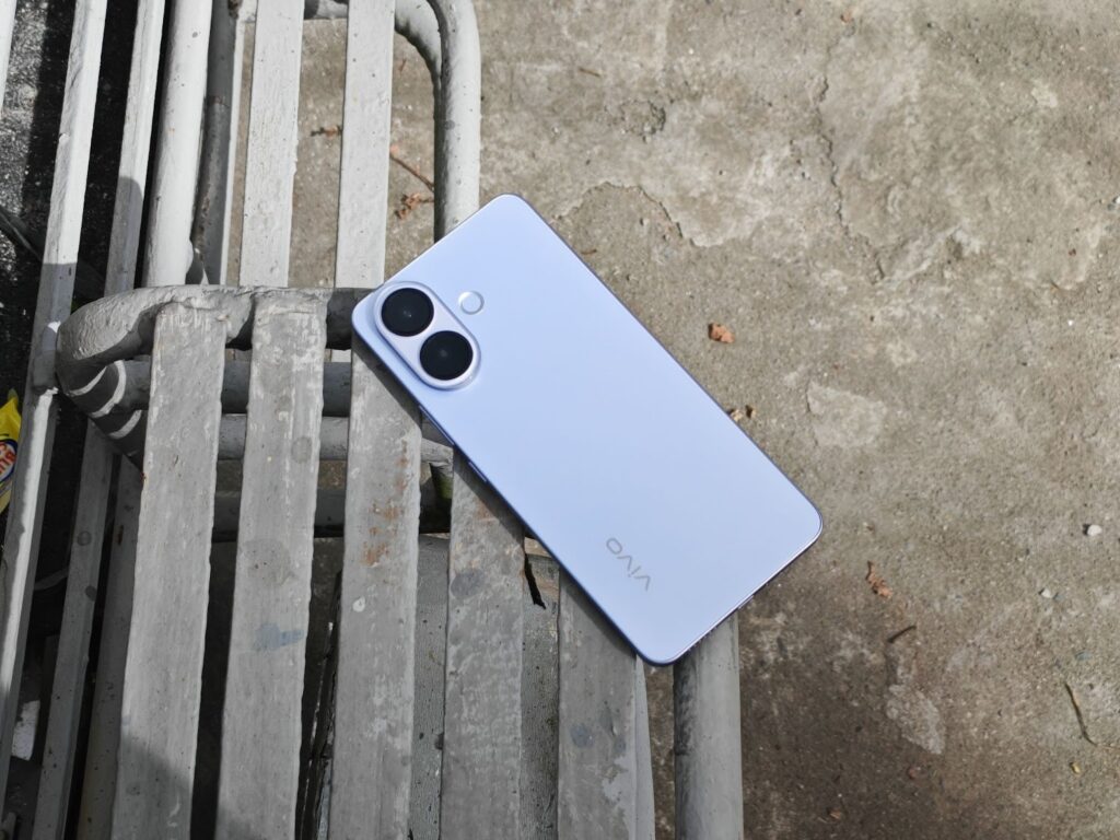 Charged for Life: How the vivo V60 Lite Powers Through Every Day 93 image 2