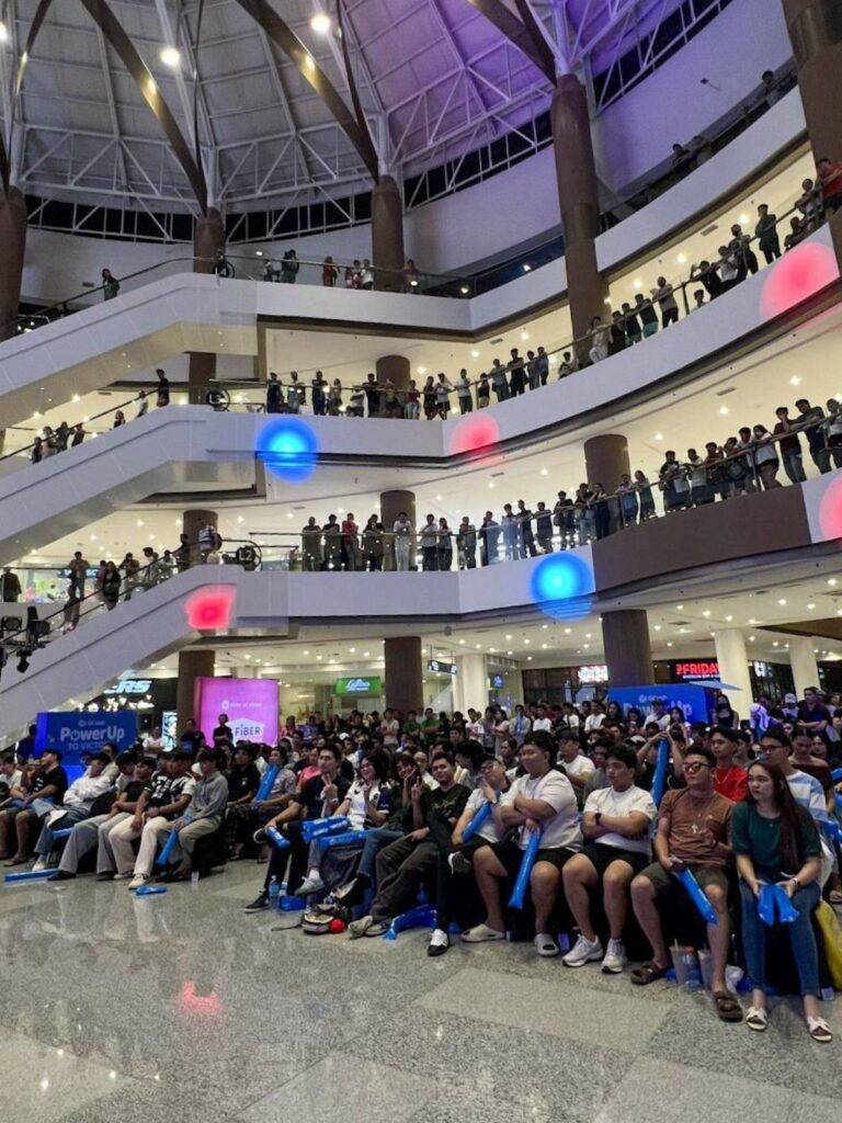 GCash Brings Filipino Fans Closer to the M7 World Championship Experience 88 M7 watch party at Ayala Malls Cebu
