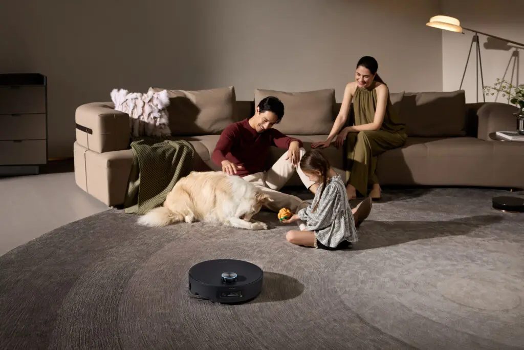 Aqua 10 Pro Track robotic vacuum